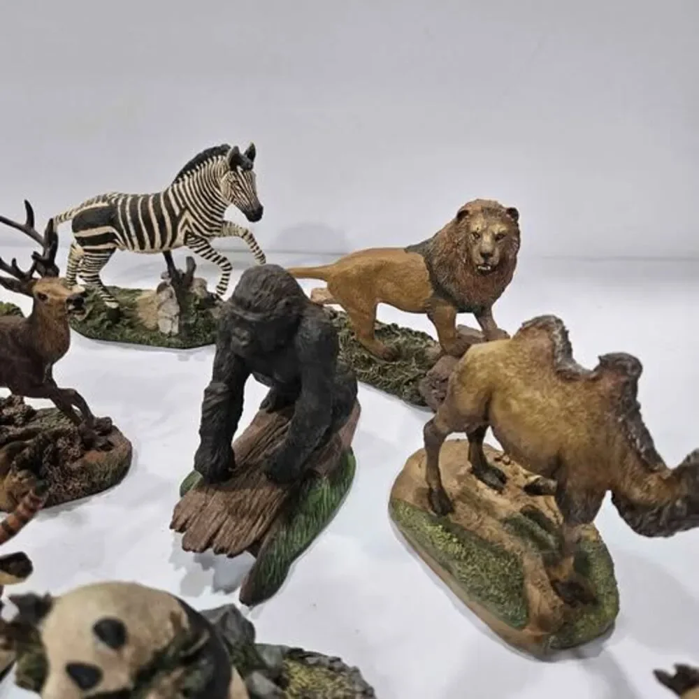 Wildlife preservation trust international Animal Figurines Collection